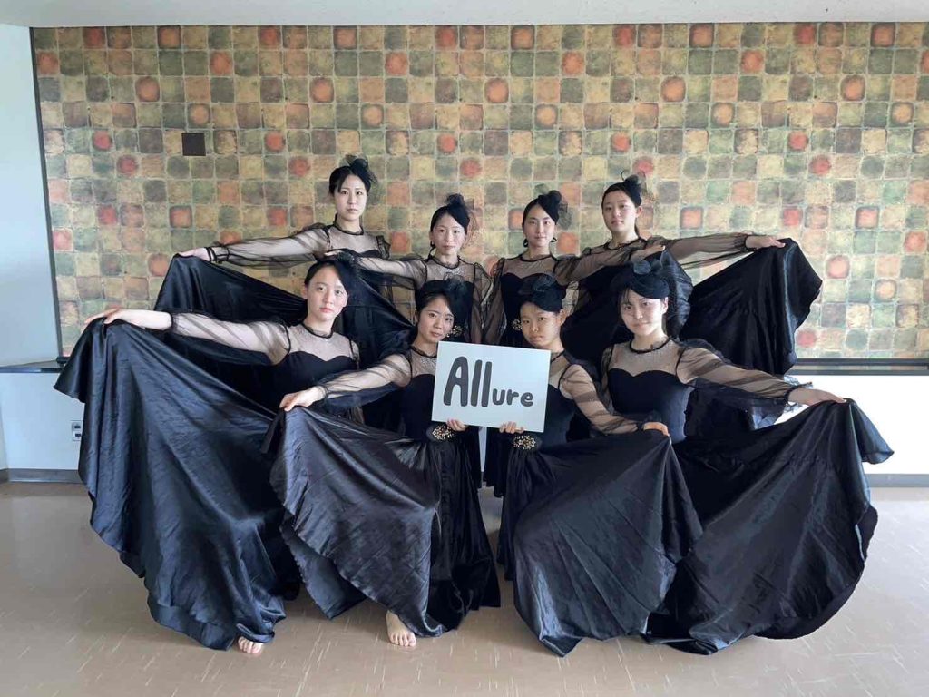 Allure 集合写真